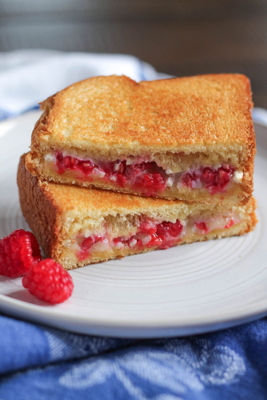 Raspberry Brie Grilled Cheese Recipe