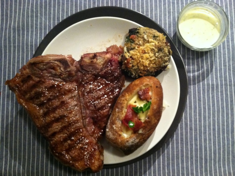 Steak with a Cream Sauce thekittchen