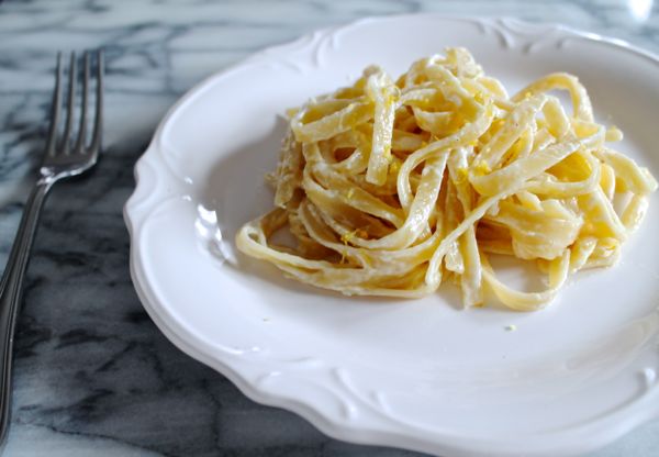 Lemon Parmesan Fettuccine a pasta with a creamy citrusy sauce that can be made in just 15 minutes.