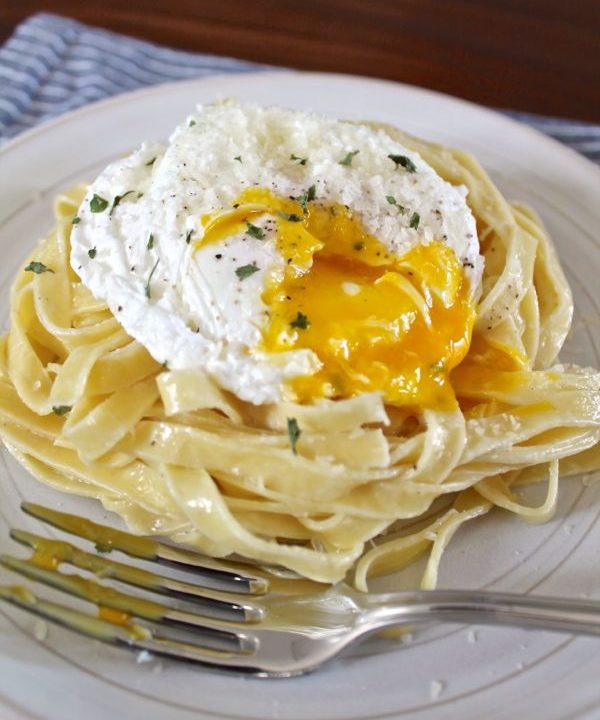 Creamy Parmesan Pasta with a Poached Egg