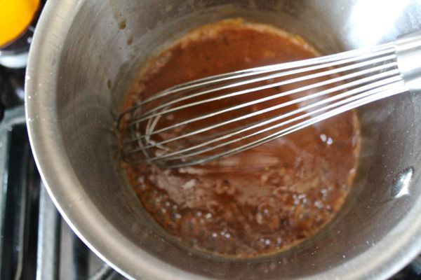 How to Make Gravy from Chicken Drippings