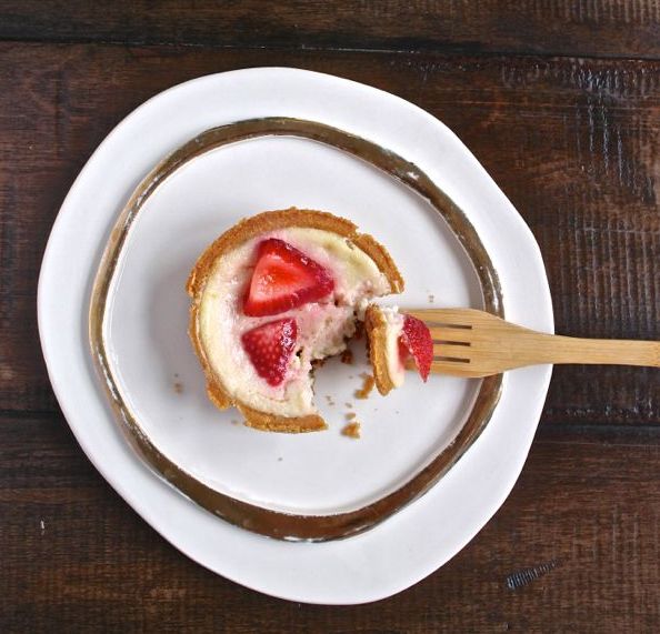 Mini Strawberry Mascarpone Cheesecakes