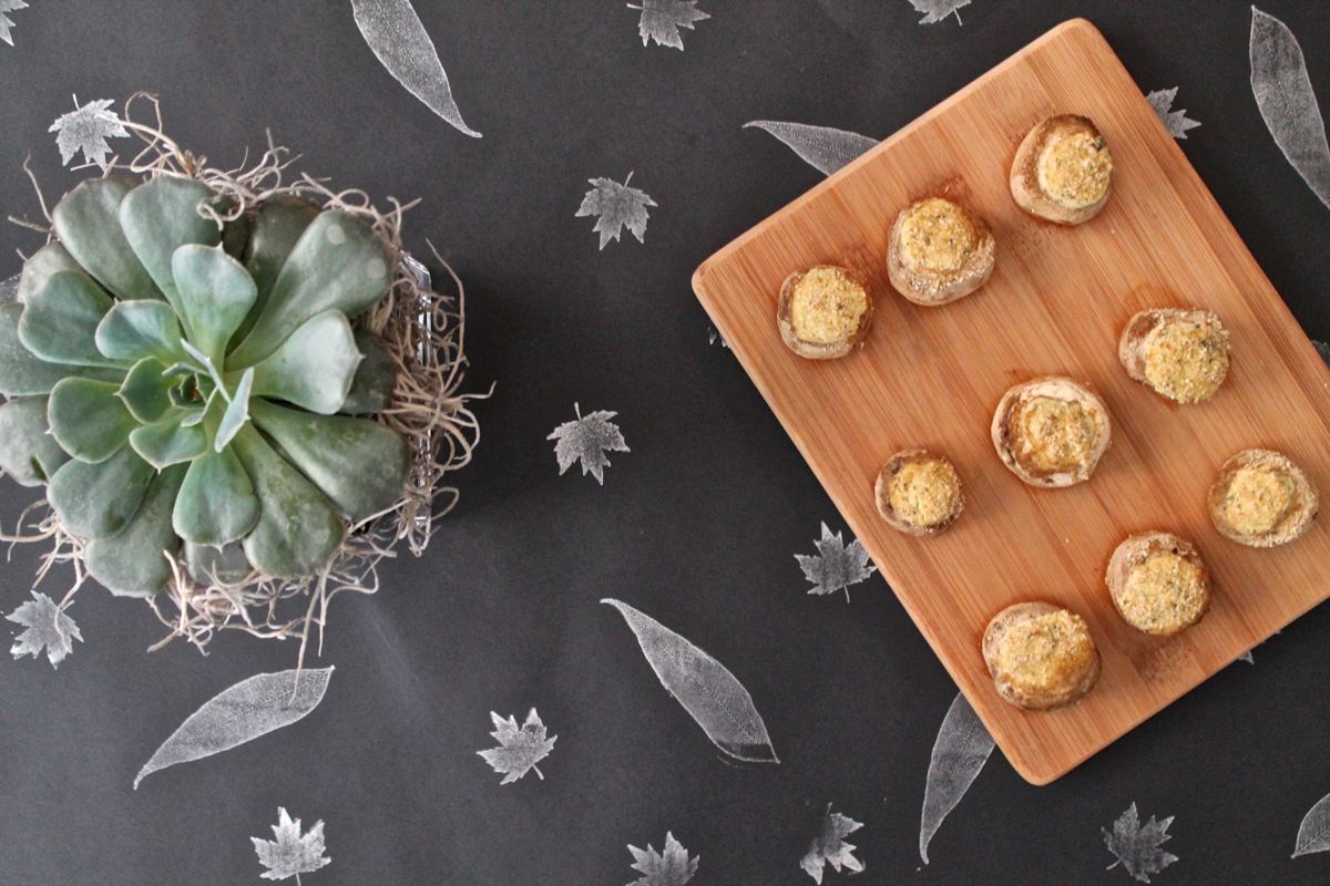 Cheese Stuffed Mushrooms - thekittchen