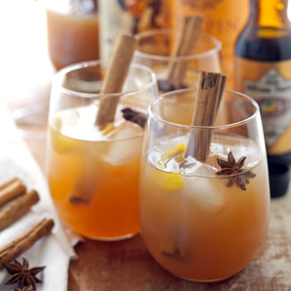 autumn-spiced-rum-cider-cocktail-680x680-fb