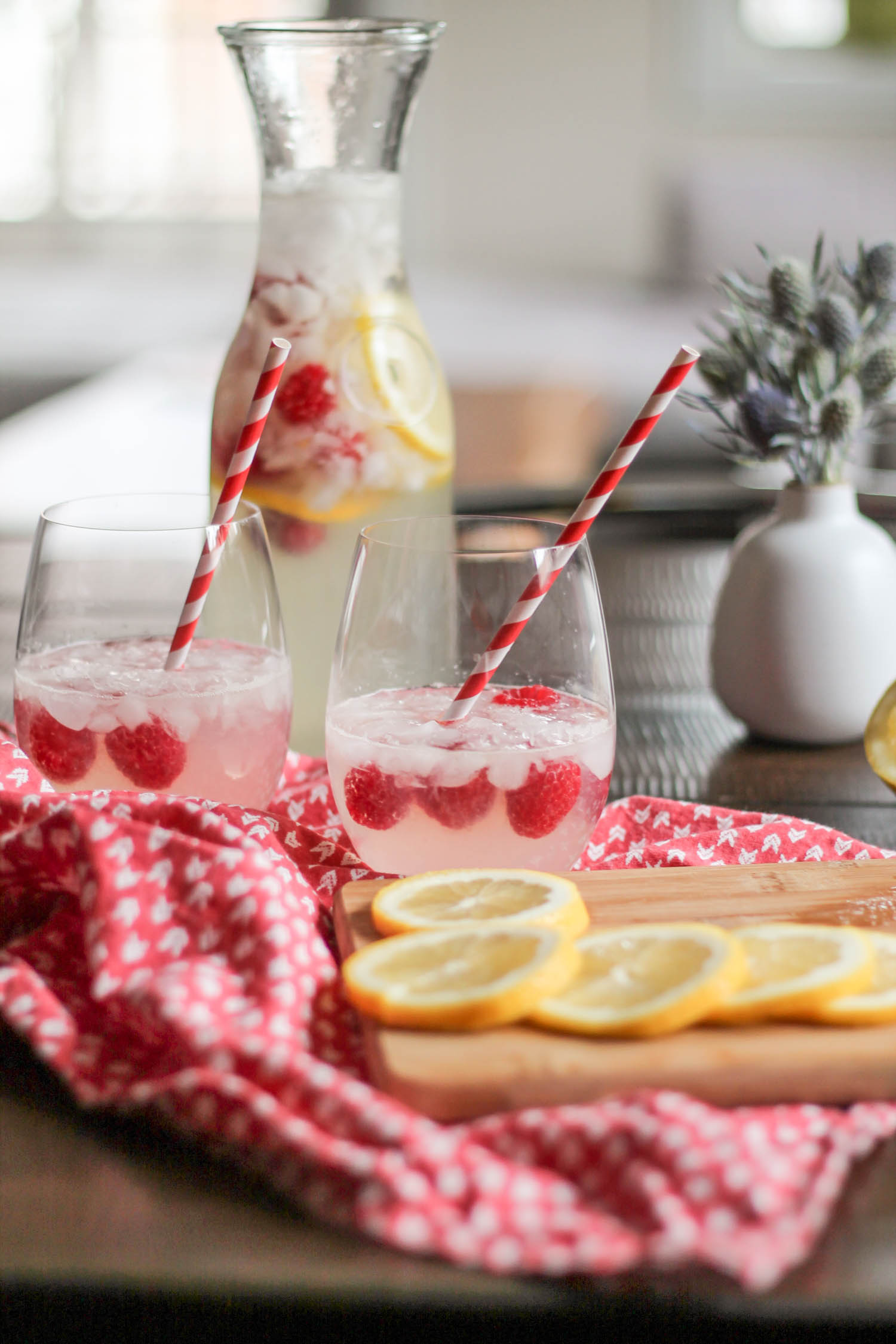 Raspberry Lemonade Cocktail
