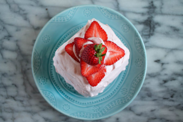 Roasted Strawberry Whipped Cream Frosting-2