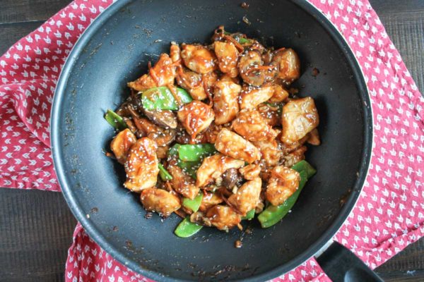 An easy recipe for Sesame Chicken that can be made in just 20 minutes!
