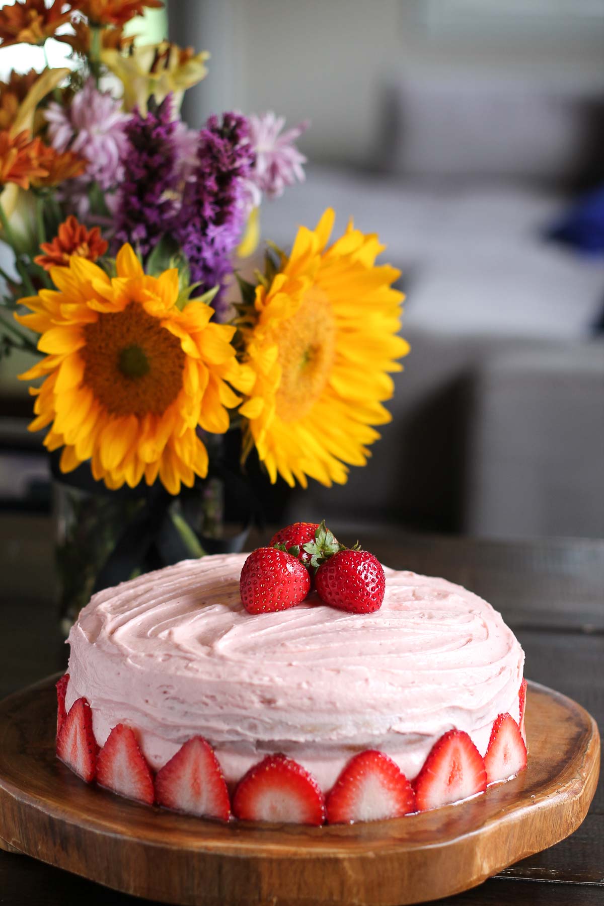 Strawberry Cake - thekittchen