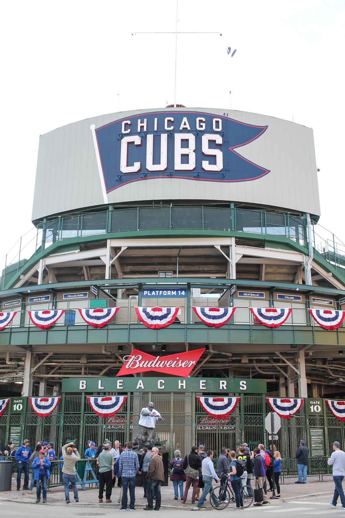 With no crowds, Wrigleyville has different feel for Cubs - The San Diego  Union-Tribune