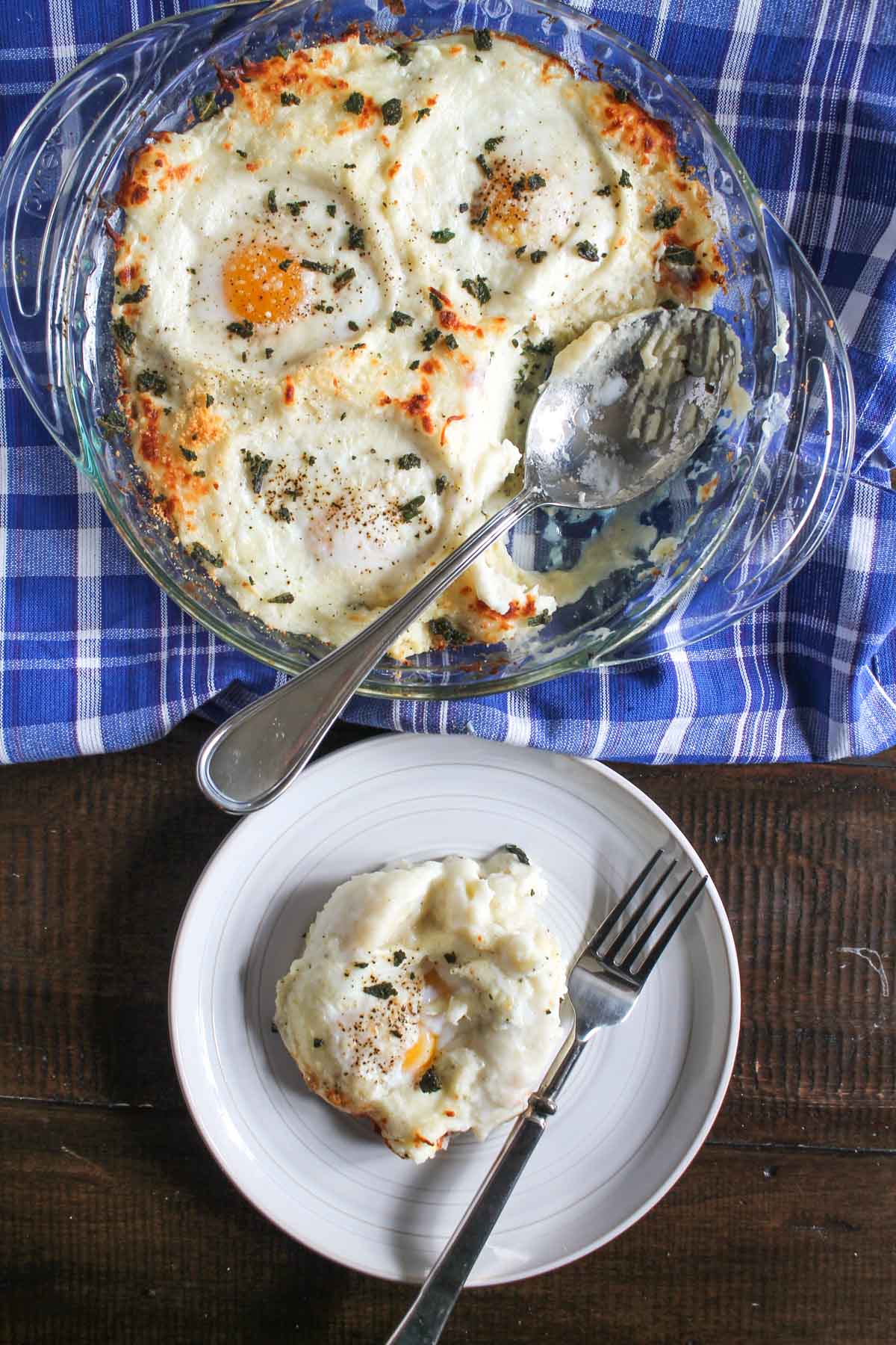 eggs-baked-in-mashed-potatoes-5