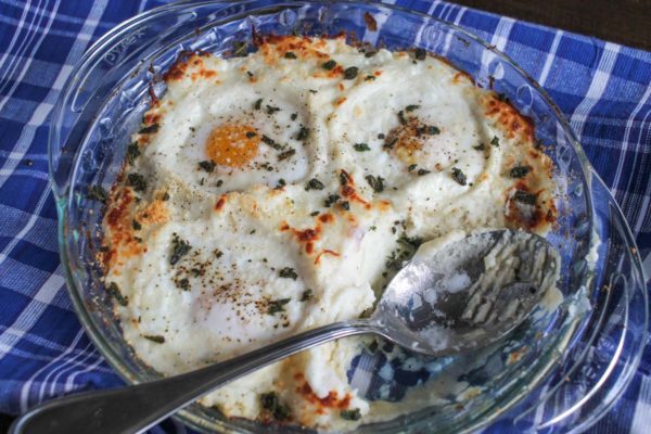 eggs-baked-in-mashed-potatoes-6