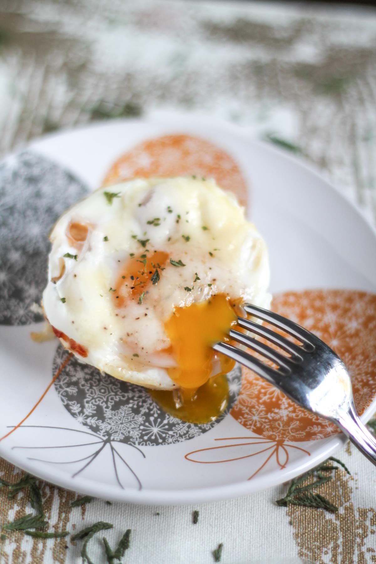 Cheesy Egg and Hashbrown Cups-12