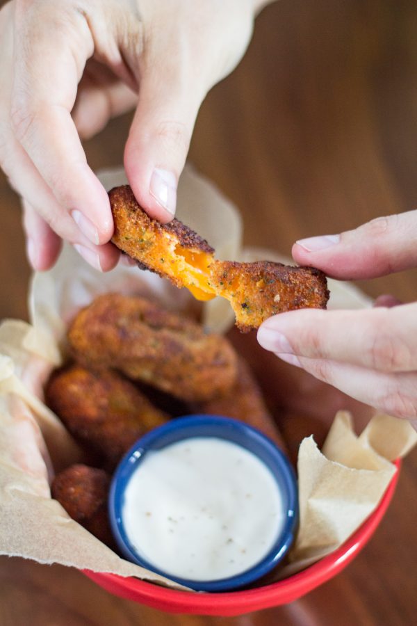 Best Super Bowl Foods to Serve on Game Day