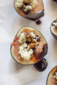Figs with Blue Cheese and Balsamic Reduction - thekittchen