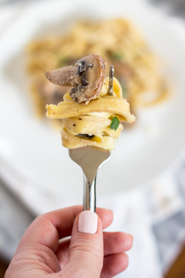 This super quick and easy recipe for 10 Minute Mushroom Goat Cheese Pasta is a comfort food meal that can turn your night around. After a long day of work – especially a Monday – who wants to go through the effort of cooking dinner?