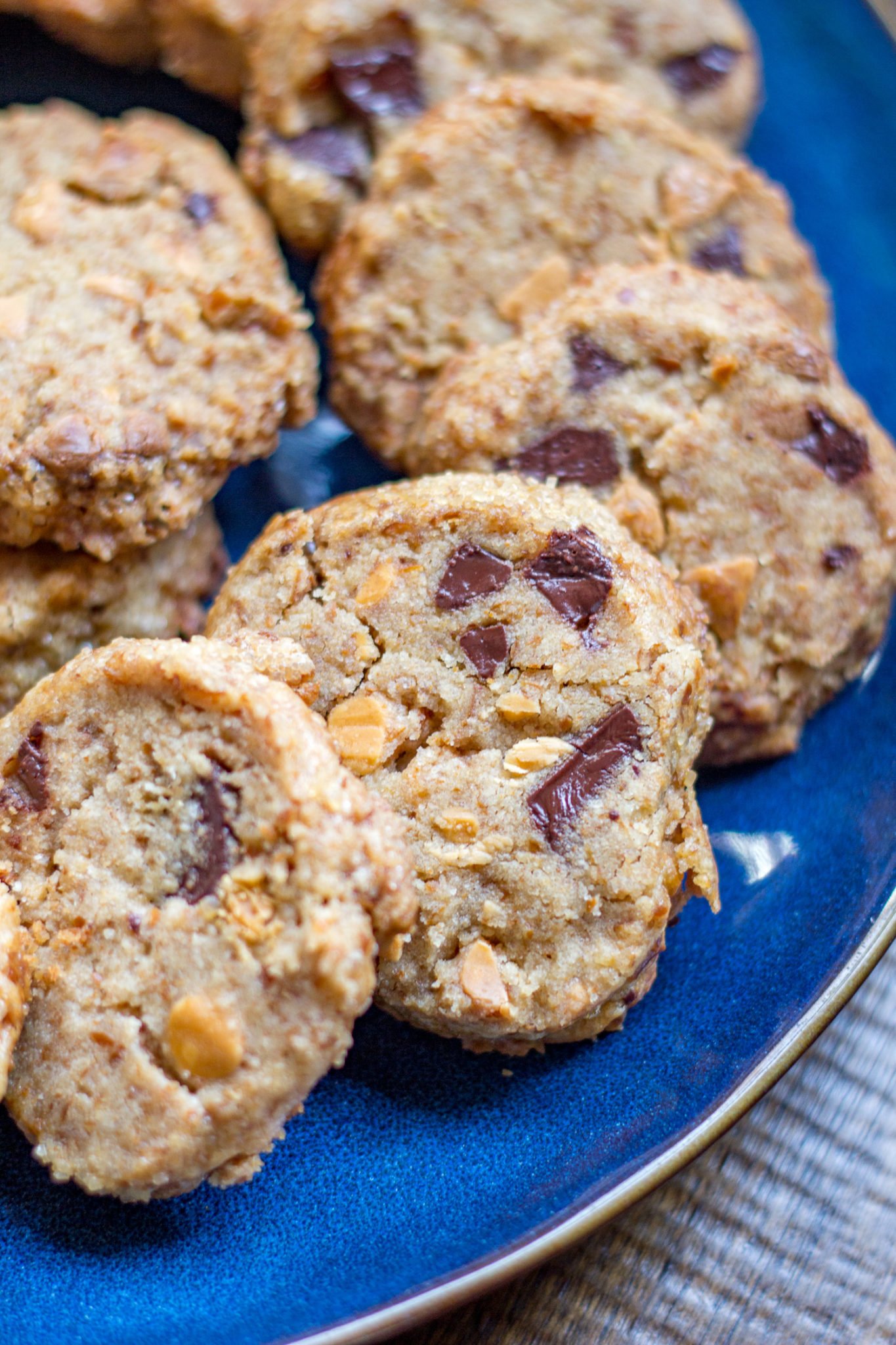 Brown Butter Pretzel Shortbread Cookies with Chocolate and Butterscotch