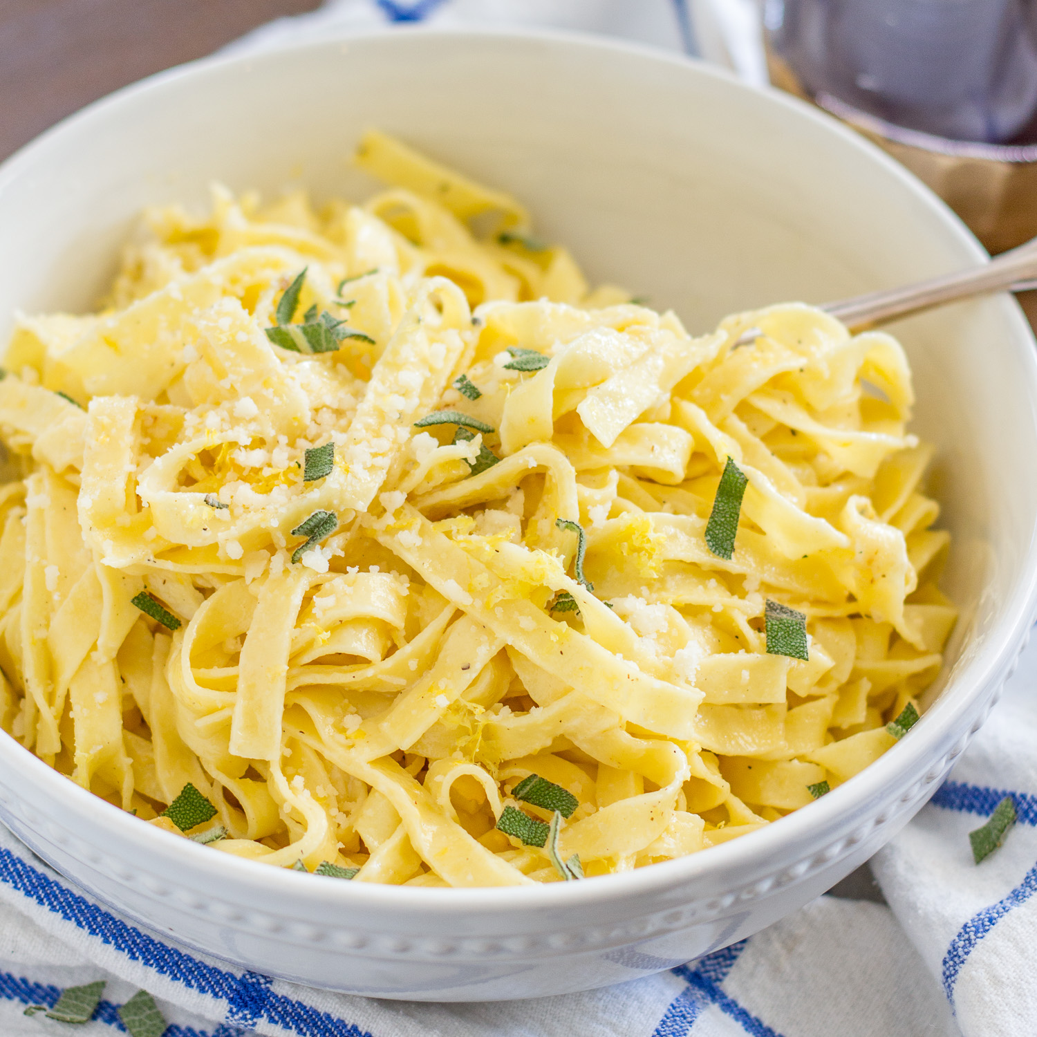 Lemon Parmesan Fettuccine - thekittchen