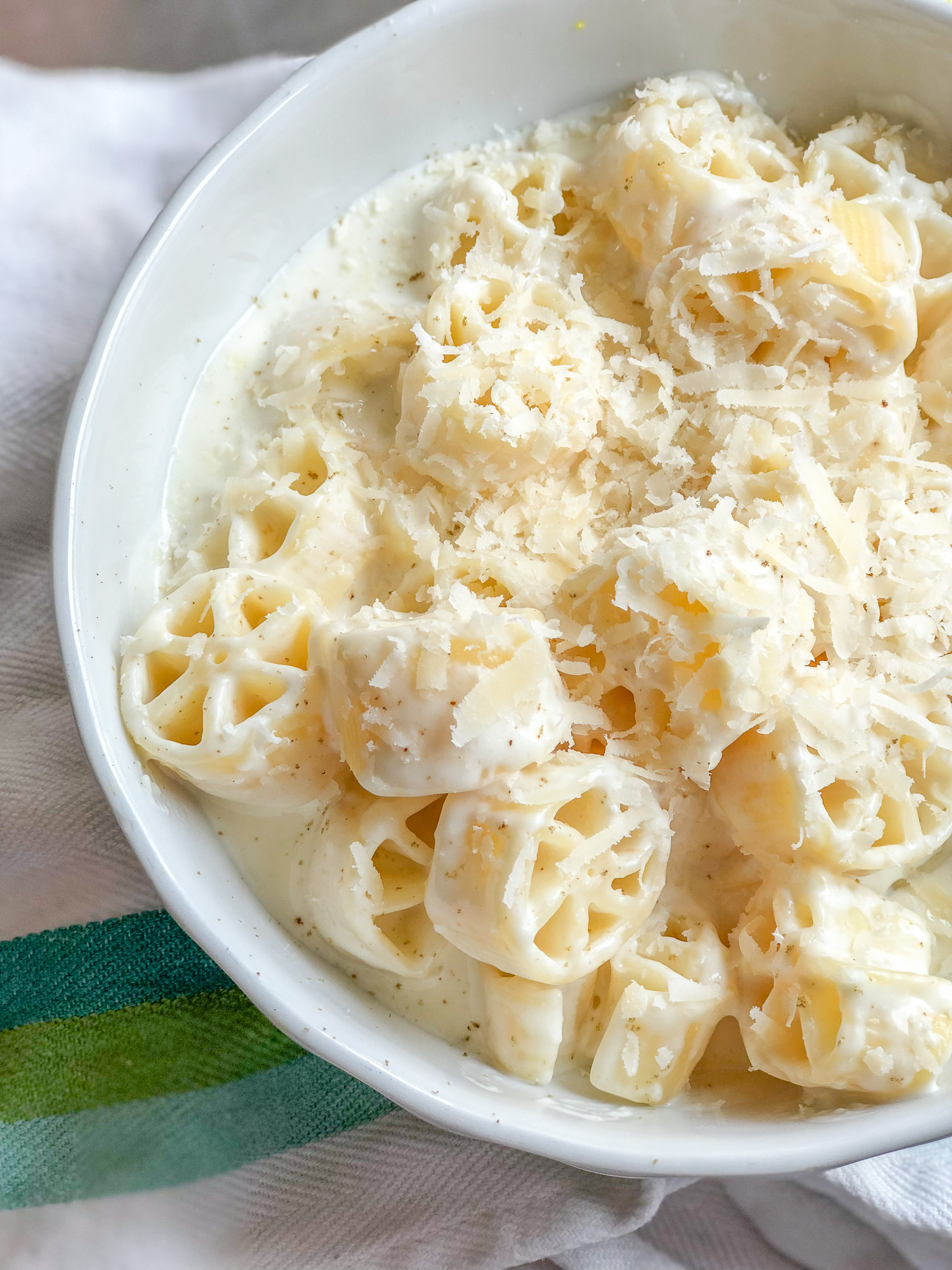 how to make good mac and cheese with cheese from a can