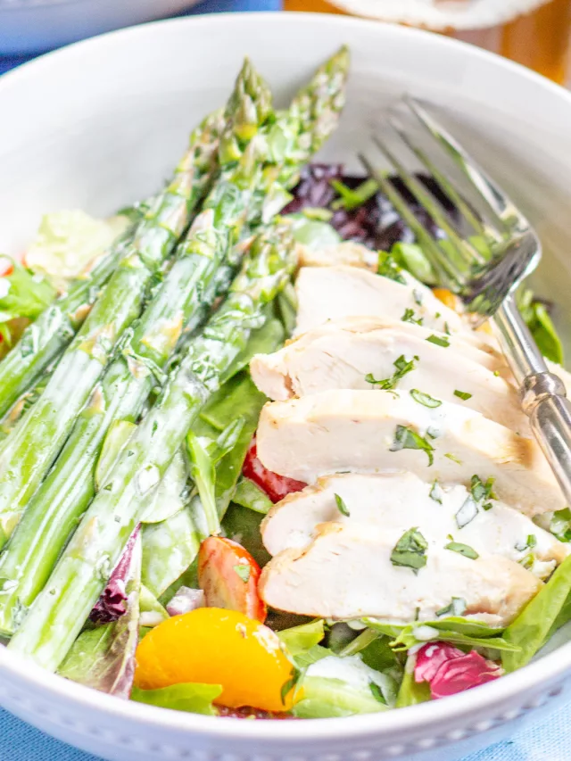 Light and Fresh Asparagus and Greens Salad