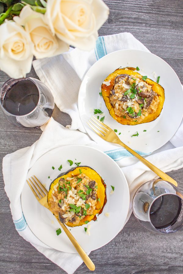 How to make Risotto Stuffed Squash | Risotto stuffed Squash is a hearty vegetarian meal made with roasted acorn squash filled with cheesy risotto.