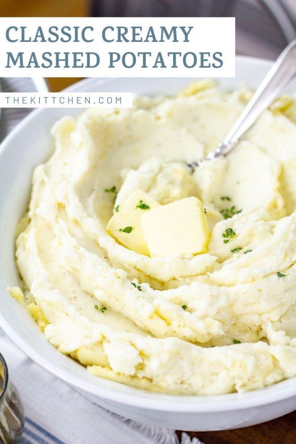Classic Creamy Mashed Potatoes | These are the very best Thanksgiving mashed potatoes, they are the perfect combination of creamy and cheesy. 