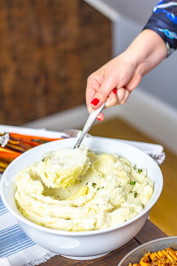 Classic Thanksgiving Mashed Potatoes