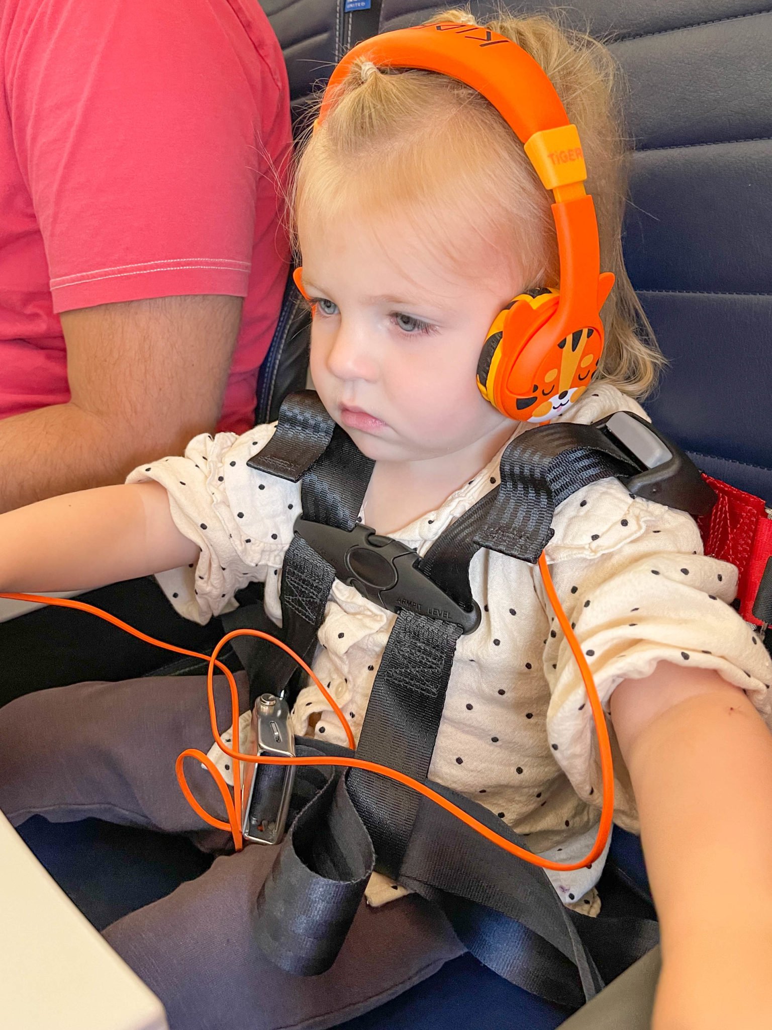 Best Toddler Toys for Flights thekittchen