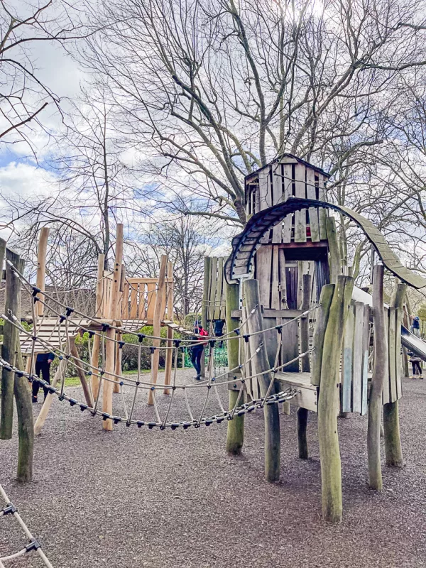 A guide to the best playgrounds in London. These playgrounds have amenities like cafes and bathrooms in addition to exceptional play spaces.